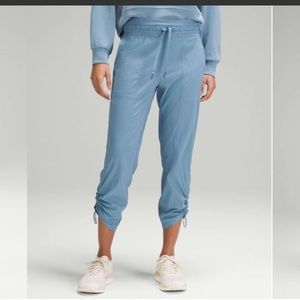 Lululemon Dance Studio Crop